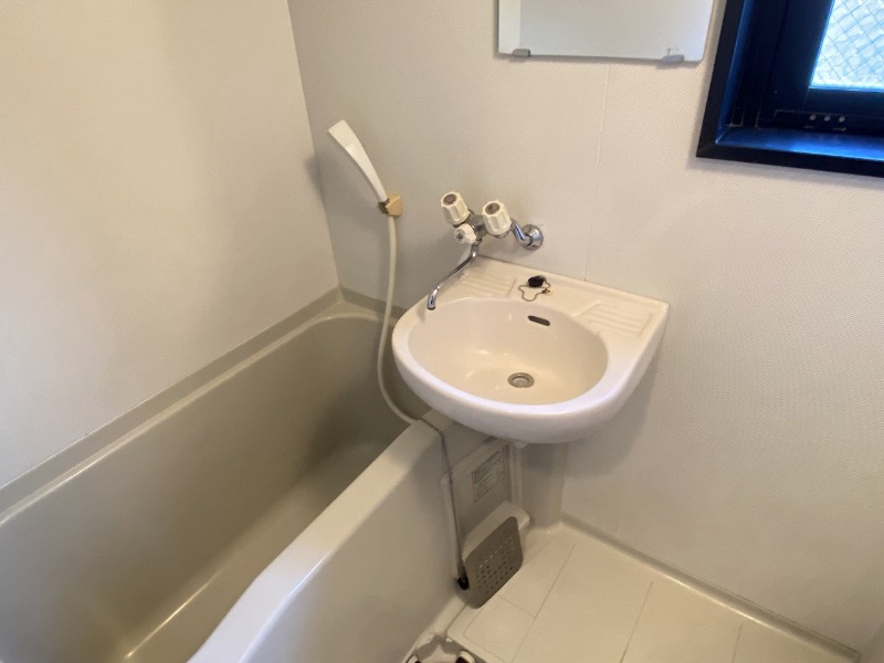 バス・シャワールーム　※他号室イメージ