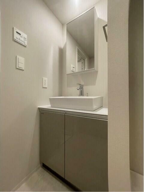 洗面設備　他のお部屋の参考写真となります。