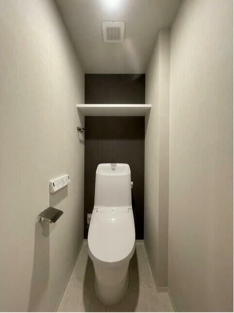 トイレ　他のお部屋の参考写真となります。