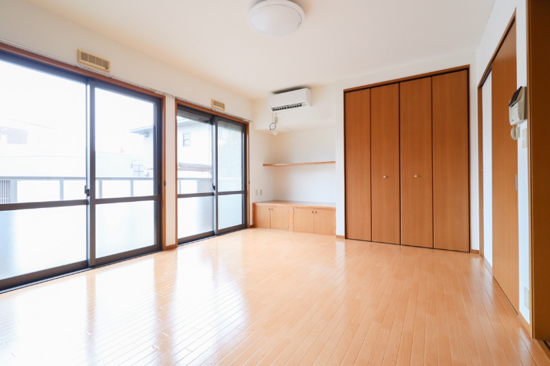 居室・リビング　図面と現状に相違がある場合には現状を優先