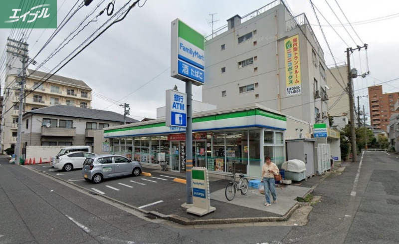 コンビニ　ファミリーマート清輝橋一丁目店（コンビニ）まで195m