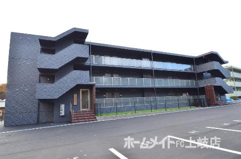 建物外観　外観写真（昼）