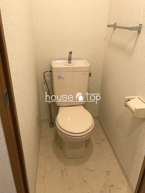 トイレ　バス・トイレ別物件なので嬉しいです♪