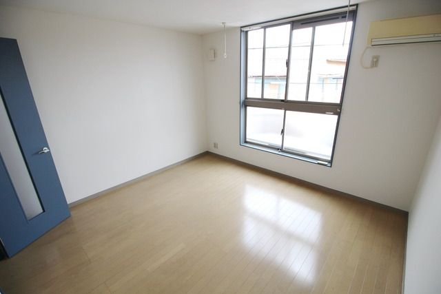 居室・リビング　★お部屋探しはタウンハウジング稲田堤店まで★