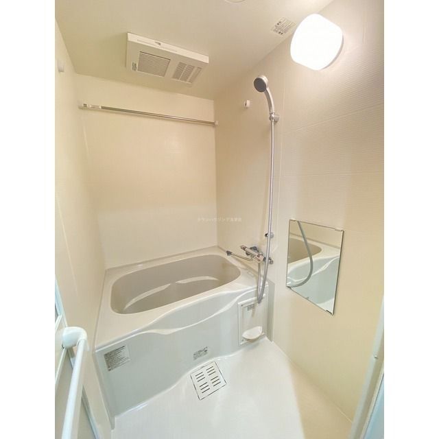 バス・シャワールーム　お風呂で日々の疲れを落としましょう