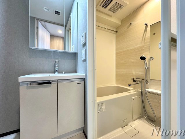 洗面設備　忙しい朝には欠かせない洗面所です