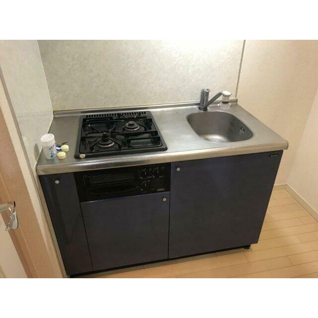 キッチン　システムキッチン（2口ガスコンロ・グリル付）