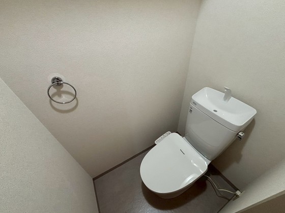 トイレ　※別部屋の写真です