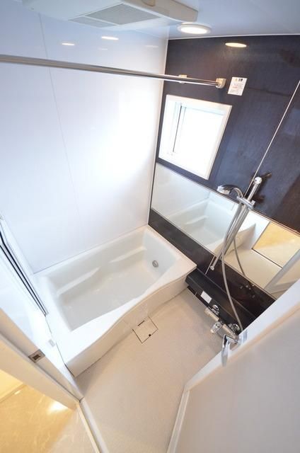 バス・シャワールーム　☆一日の疲れを取れる場所ですよ☆