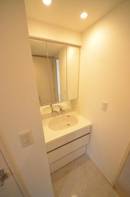 洗面設備　☆忙しい朝の強い味方！！☆