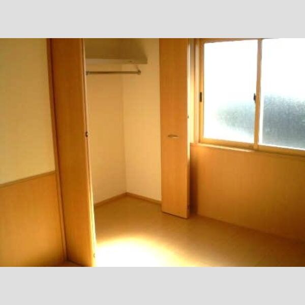 収納　南洋室クローゼット