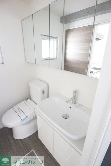 洗面設備　お部屋探しは株式会社　タウンハウジング　までお気軽にお問合…