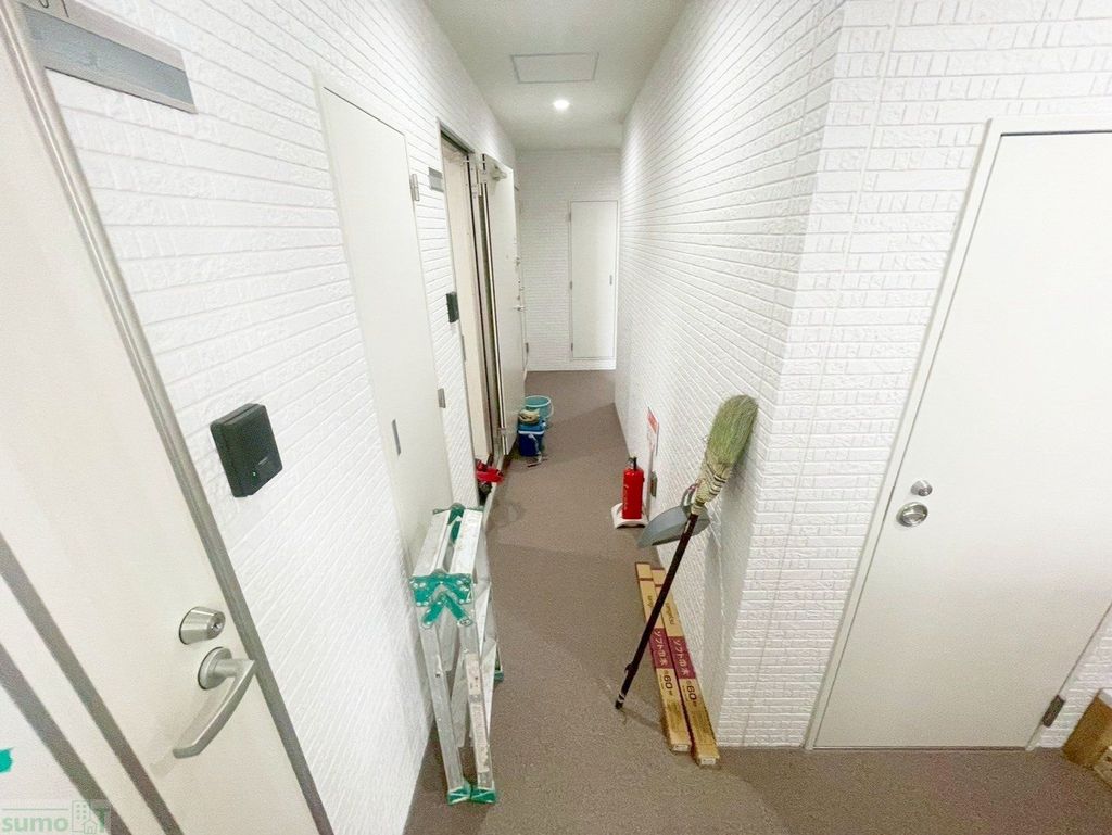 ロビー　バルコニー