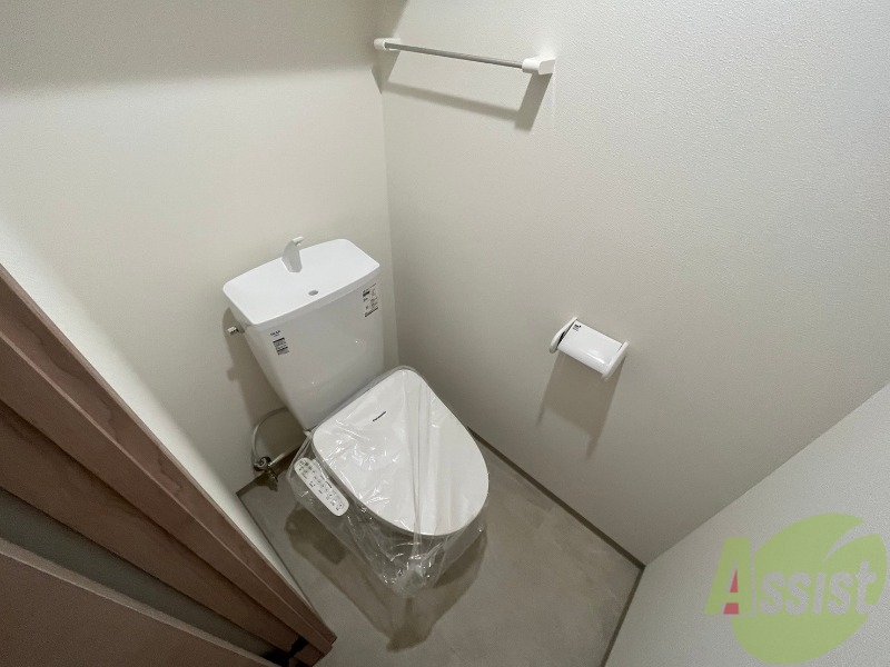 トイレ　シャワートイレになっているので快適です！