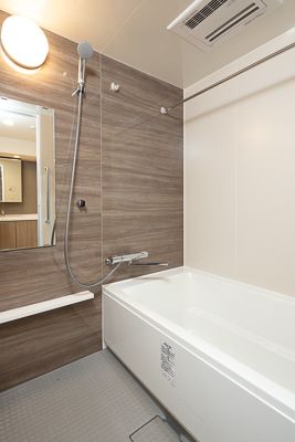 バス・シャワールーム