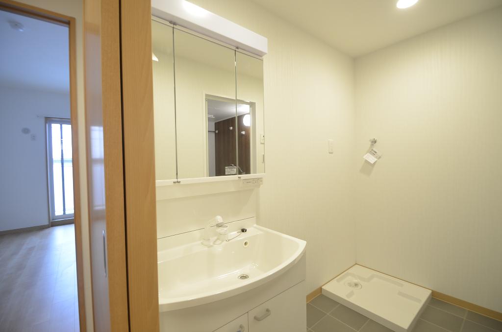 洗面設備　洗髪洗面化粧台