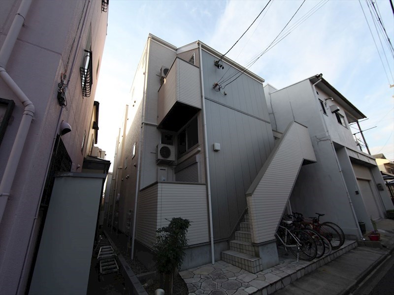 建物外観　外観　デザイナーズ　光インターネット無料