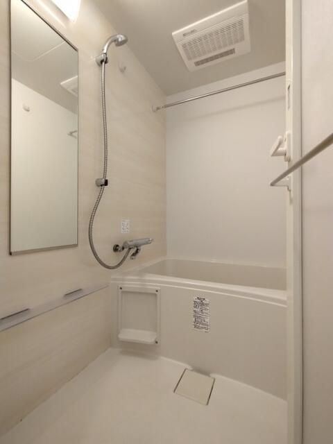 バス・シャワールーム　※別部屋写真参照