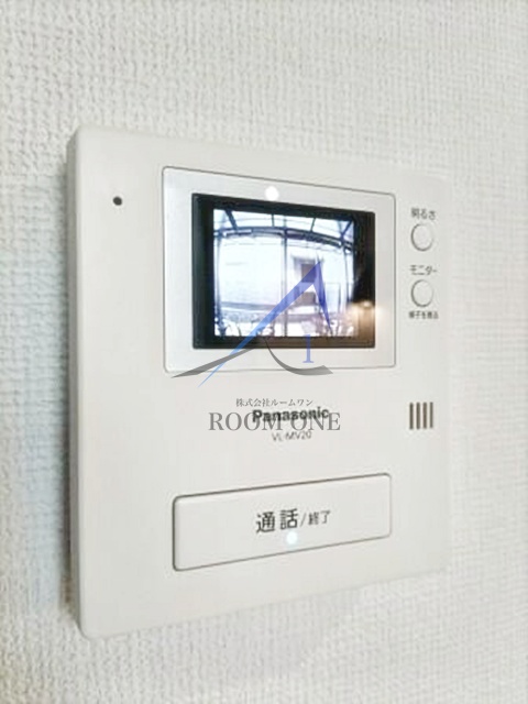 セキュリティ　モニター付きインターホンです。