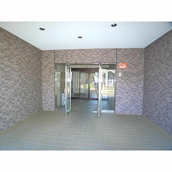 エントランス　毎日通るエントランスはこのようになっています