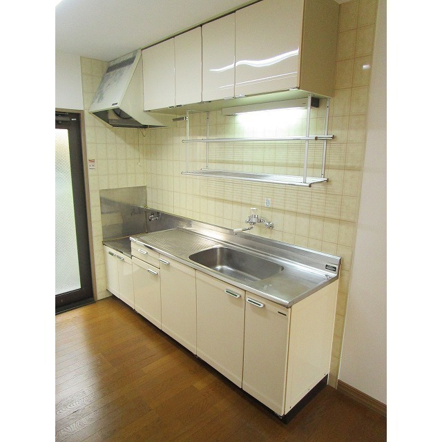 キッチン　広々キッチン