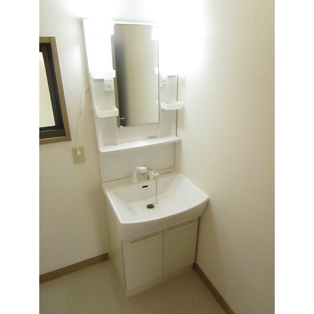 洗面設備　シャンプードレッサー