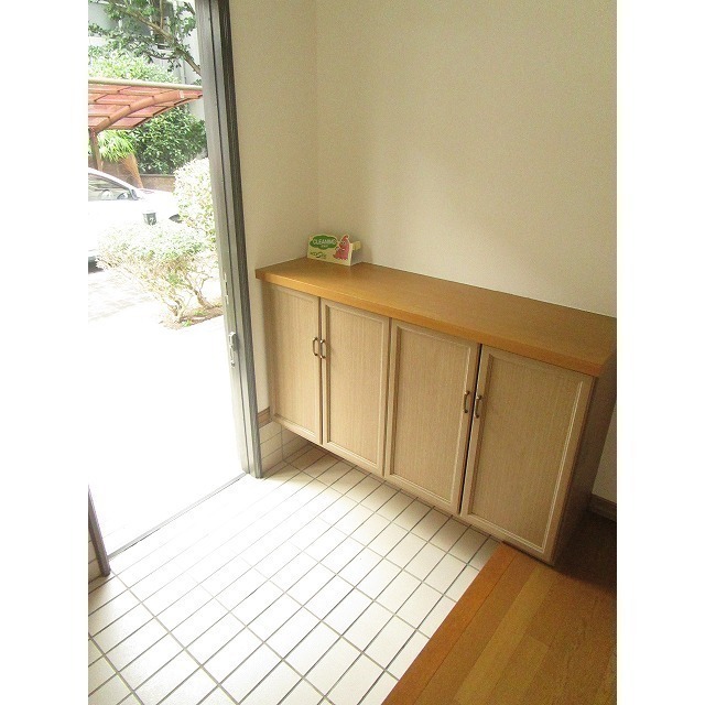 玄関　シューズボックスたっぷり