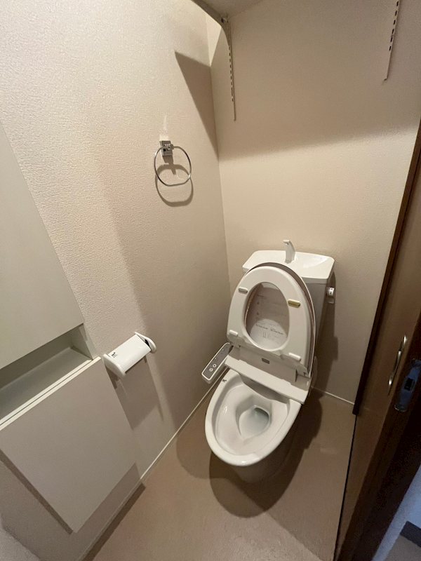 トイレ　別部屋参考写真