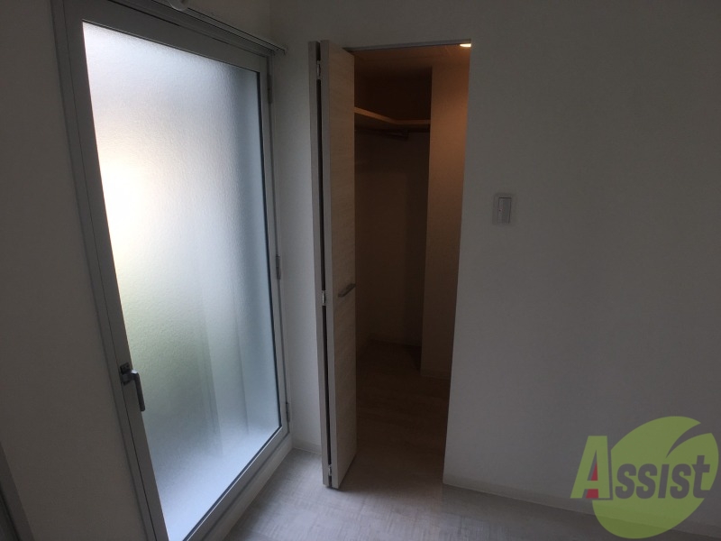 収納　クローゼットがありました。お洋服や荷物はここへ