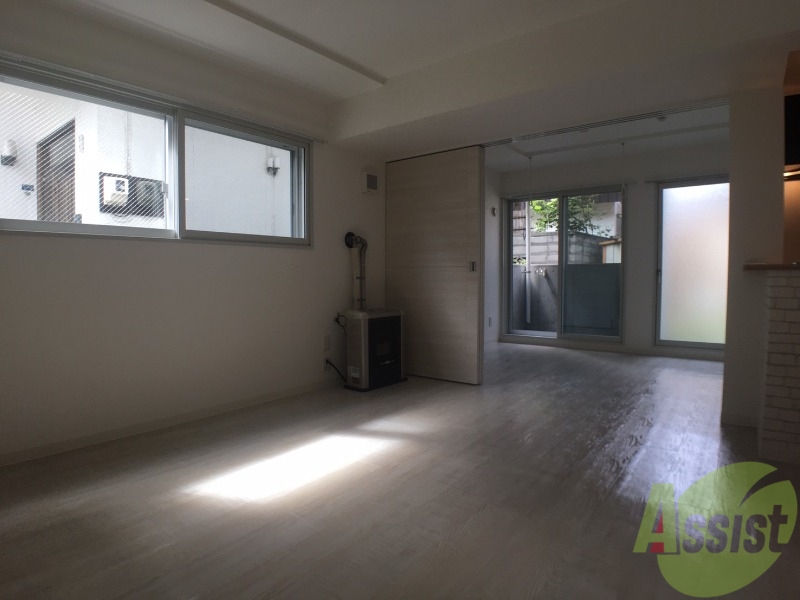 居室・リビング　広くてキレイなＬＤＫが広がっていて、充実した生活が送れそう。