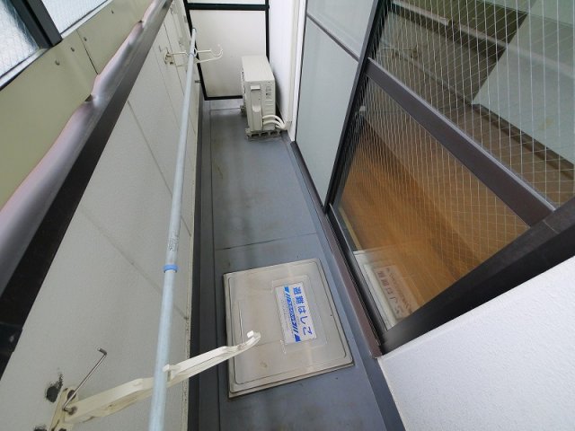 バルコニー　お洗濯にも便利なバルコニー付き