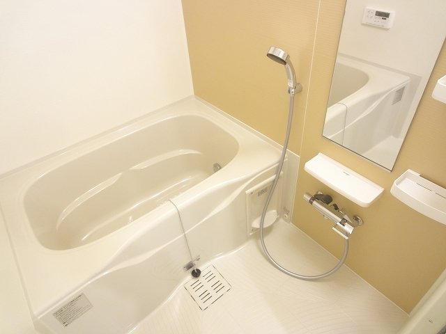 バス・シャワールーム　きれいなお風呂です