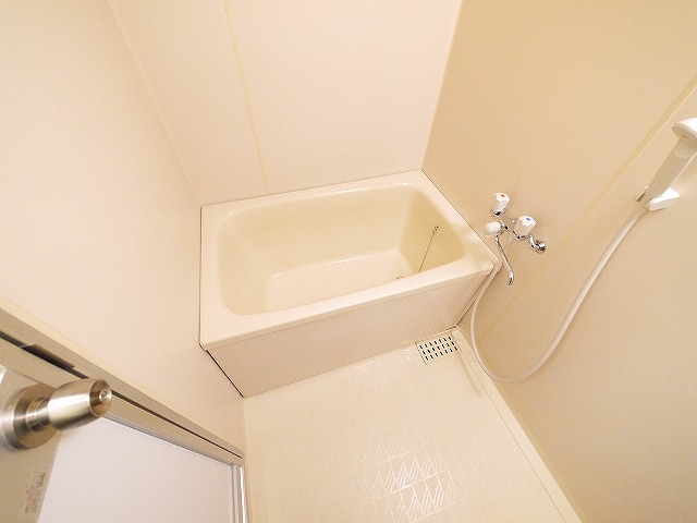 バス・シャワールーム　お風呂です