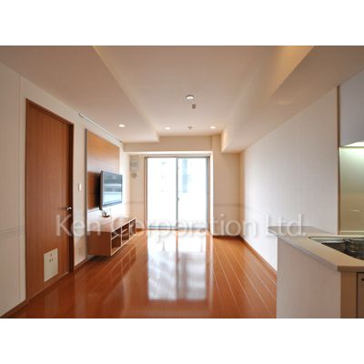 居室・リビング　同タイプ7階のお部屋を撮影。仕様が異なることがあります。