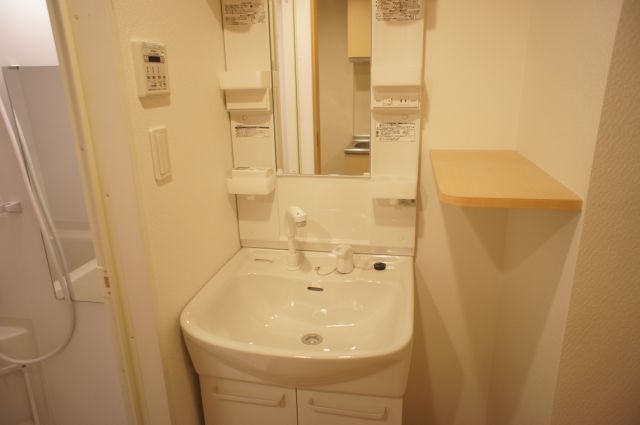 洗面設備　独立洗面台