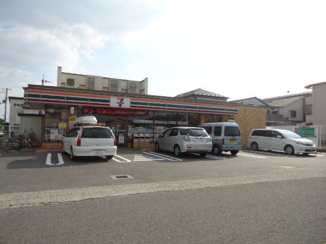 コンビニ　セブンイレブン堺北花田町4（コンビニ）まで343m