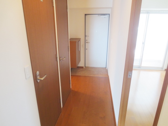 玄関　別号室の参考写真です。