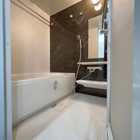 バス・シャワールーム　同仕様タイプです