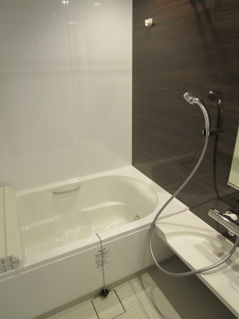 バス・シャワールーム　★追い焚き機能＆浴室乾燥機★