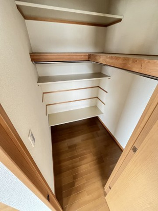 収納　ウォークインクローゼット