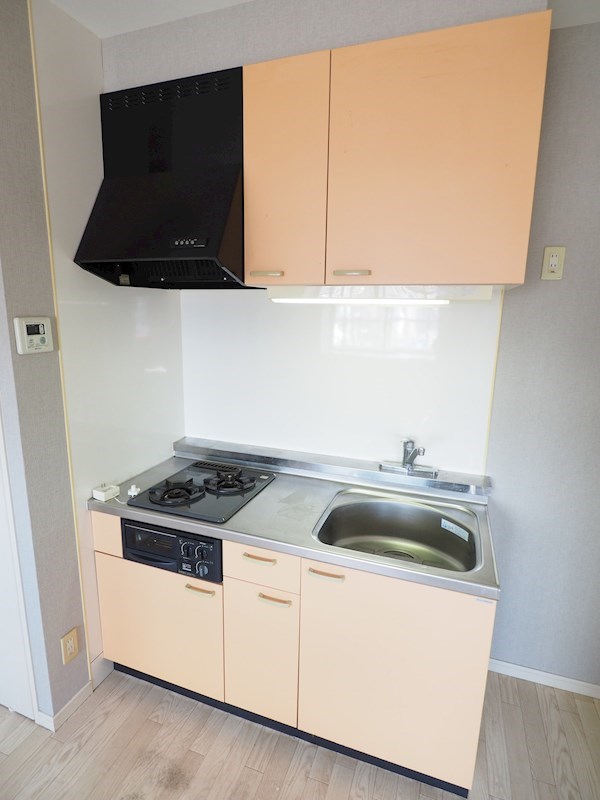 キッチン　キッチンスペースも充分です