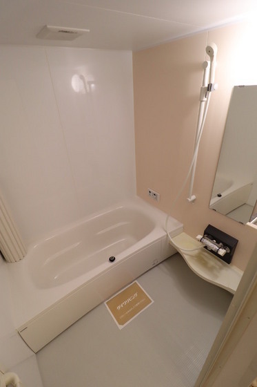 バス・シャワールーム　※他号室の写真です