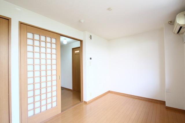 居室・リビング　居室?