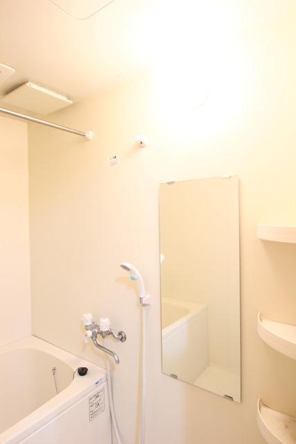 バス・シャワールーム　バス?