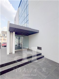 エントランス　毎日通るエントランスはこのようになっています