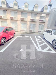 駐車場　駐車場