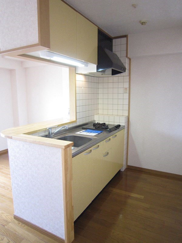 キッチン　※308号室の室内写真となります。