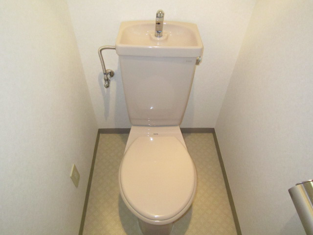 トイレ　シンプルで使いやすいトイレです