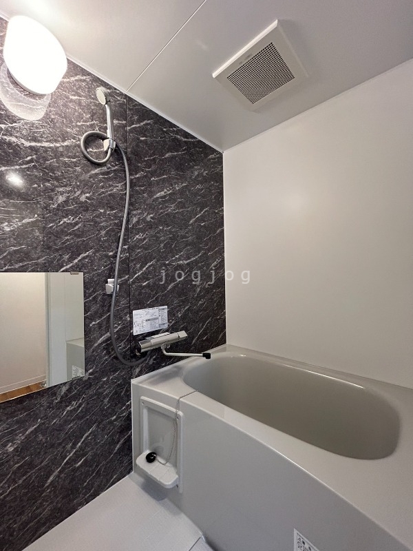 バス・シャワールーム　水廻りは清掃済みで綺麗な状態です。