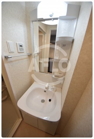 洗面設備　Luxe今里II　洗面化粧台